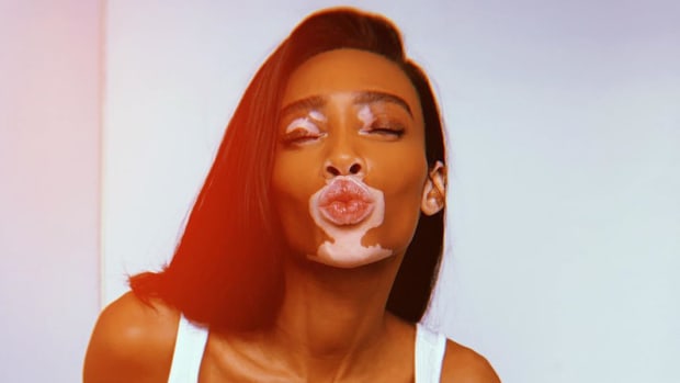 winnie_first_kiss.jpg
